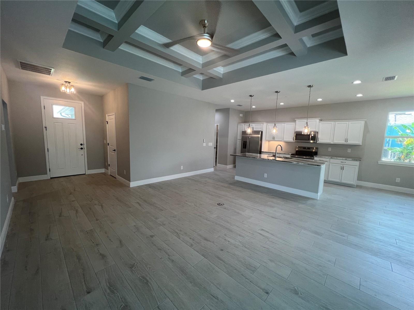 Image 4 of 62 For 133 Thelma Drive