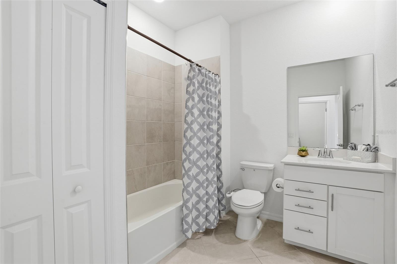 Image 34 of 71 For 14132 Poppy Field Loop 4022