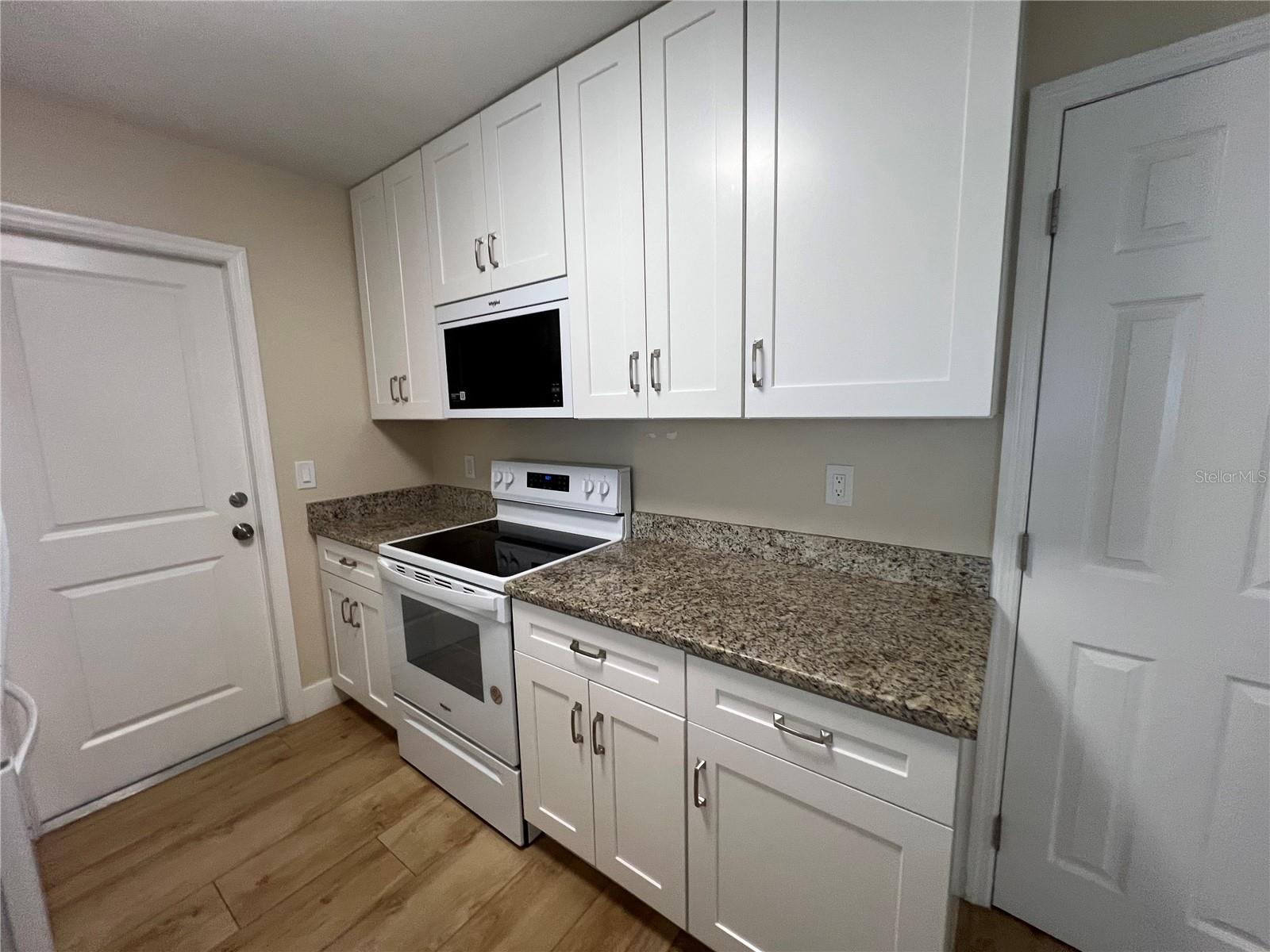 Image 7 of 25 For 20282 Albury Drive