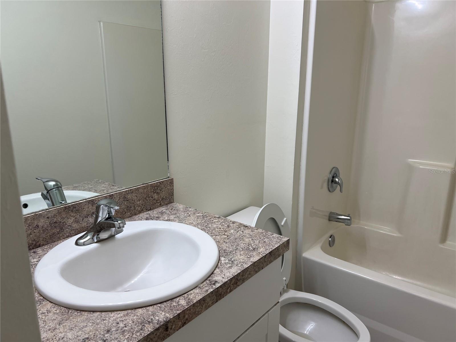 Image 11 of 17 For 1042 Bounds Street