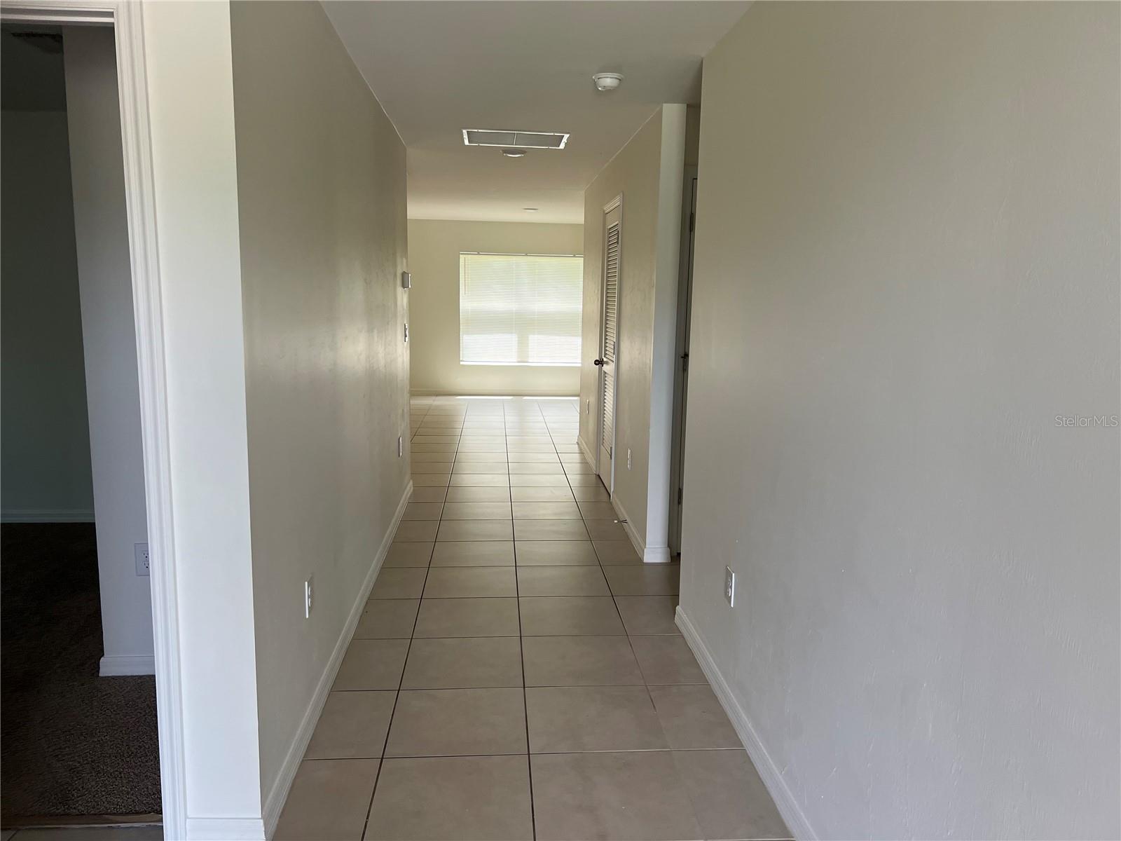 Image 2 of 17 For 1042 Bounds Street