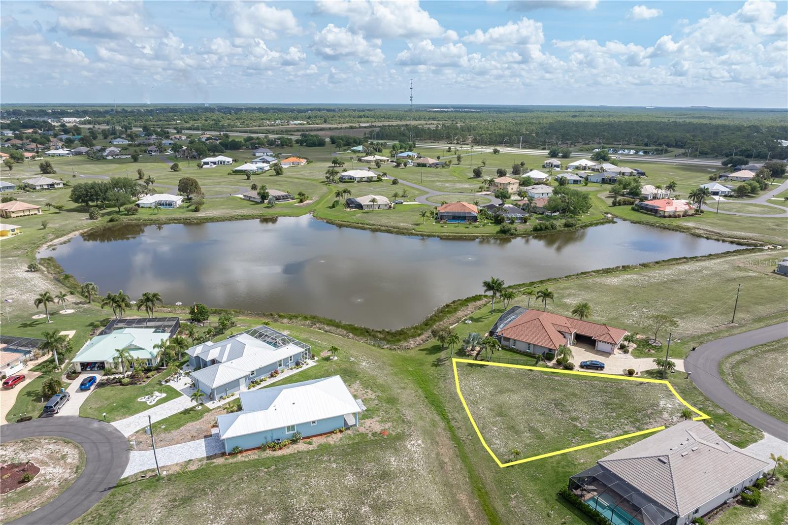 Image 11 of 13 For 17528 Vellum Circle