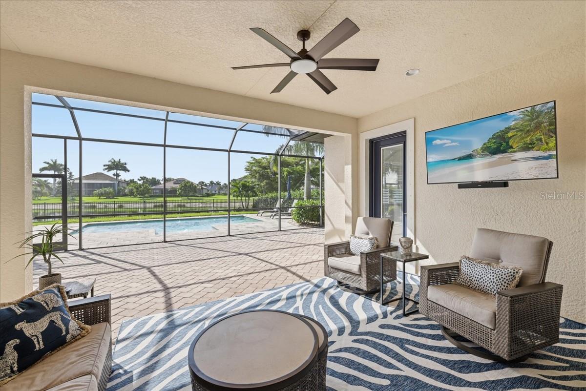 Listing photo id 28 for 10181 Belcrest Boulevard