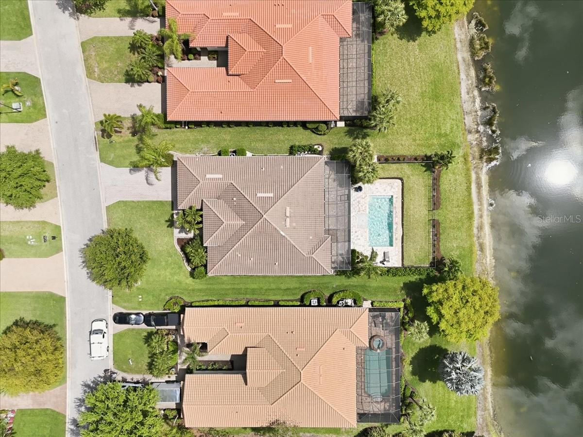 Listing photo id 47 for 10181 Belcrest Boulevard