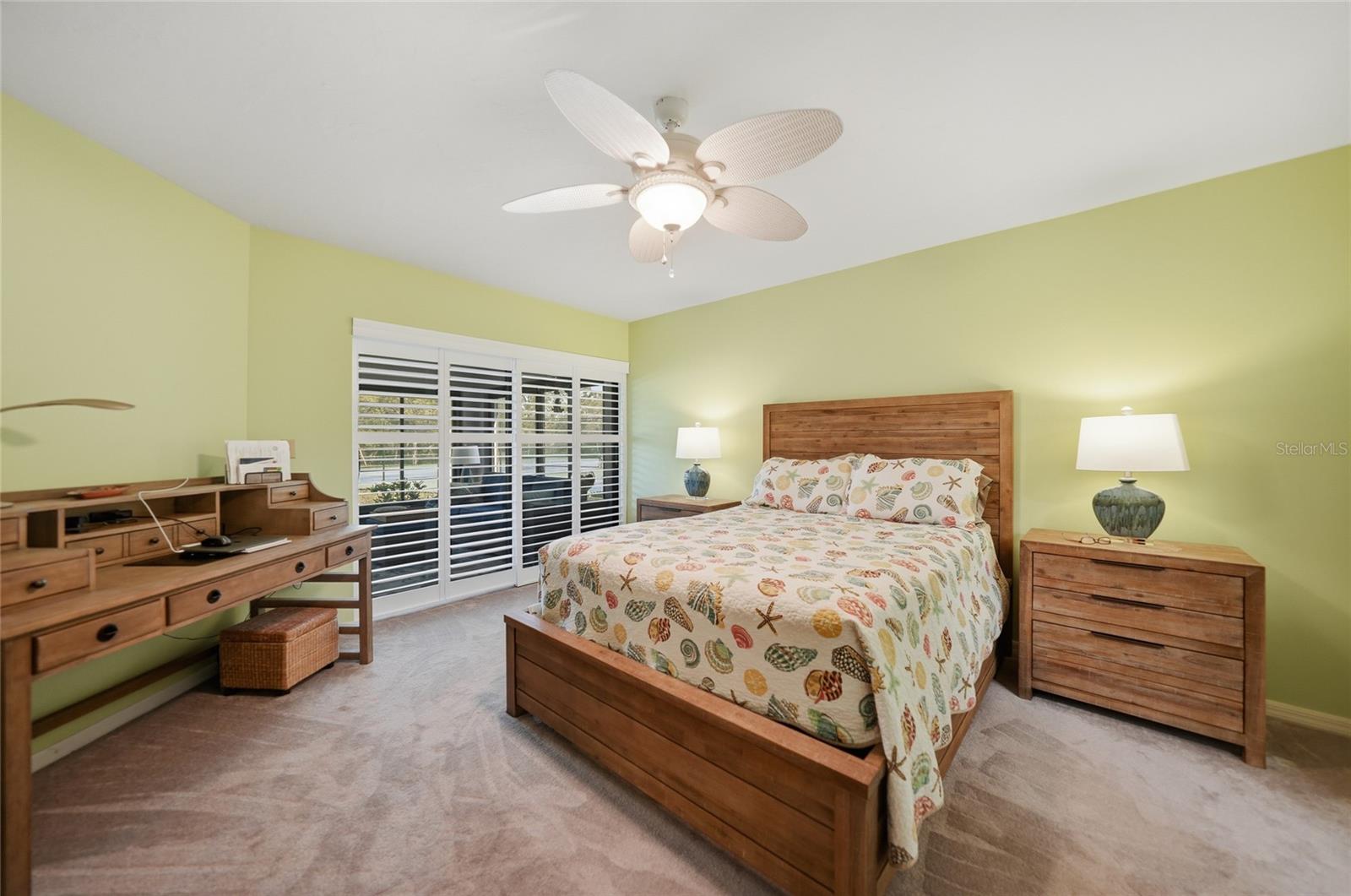 Image 12 of 24 For 23465 Harborview Road 616