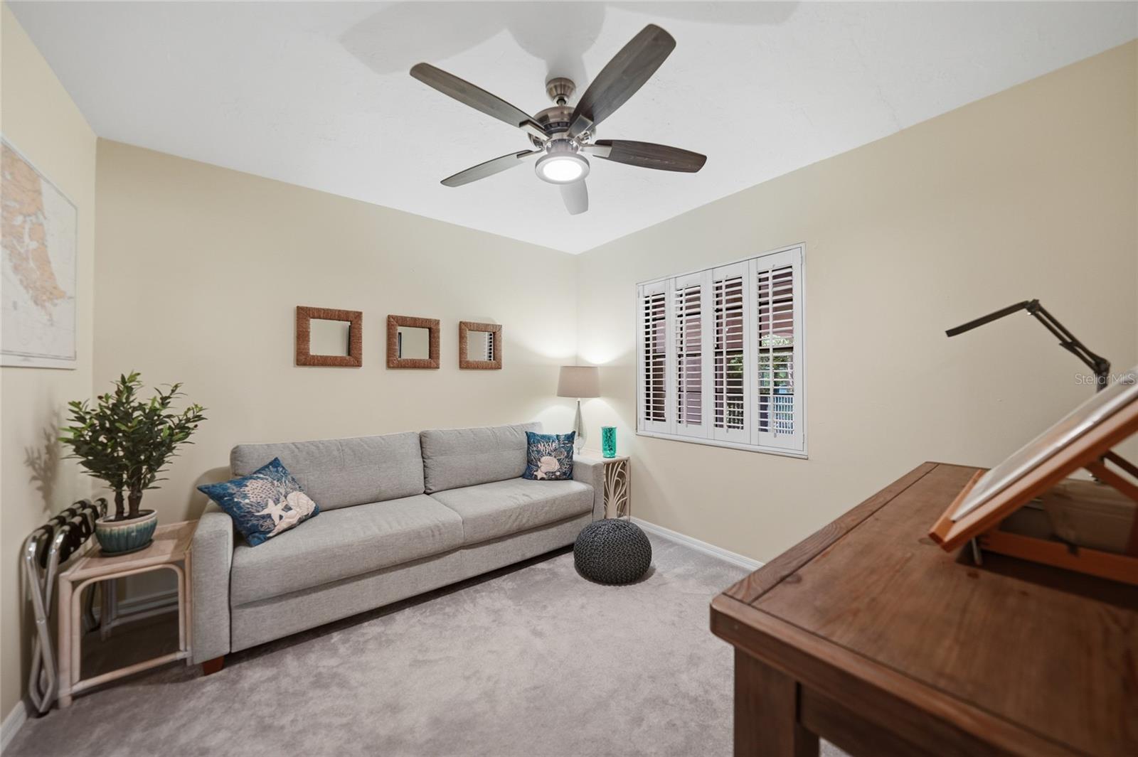 Image 17 of 24 For 23465 Harborview Road 616