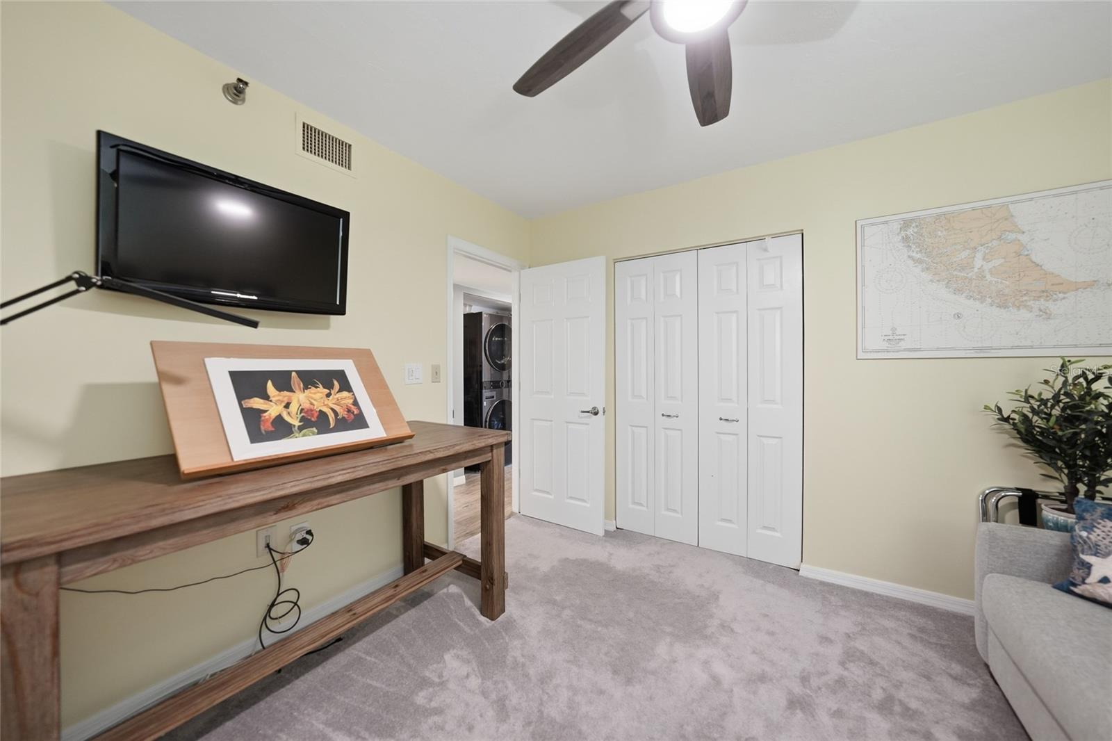 Image 18 of 24 For 23465 Harborview Road 616