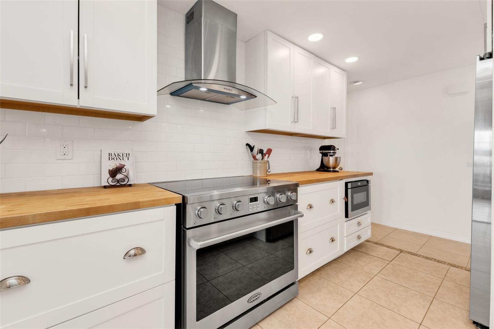 Image 11 of 39 For 2308 Harbour Drive