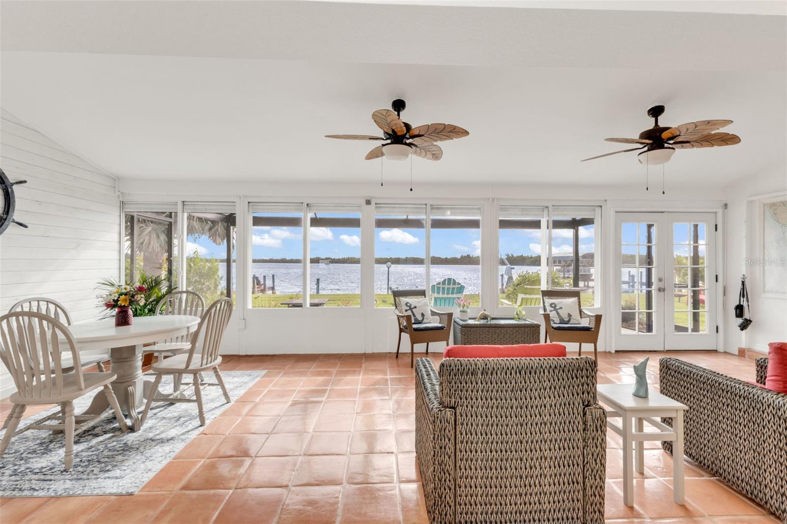 Image 16 of 39 For 2308 Harbour Drive