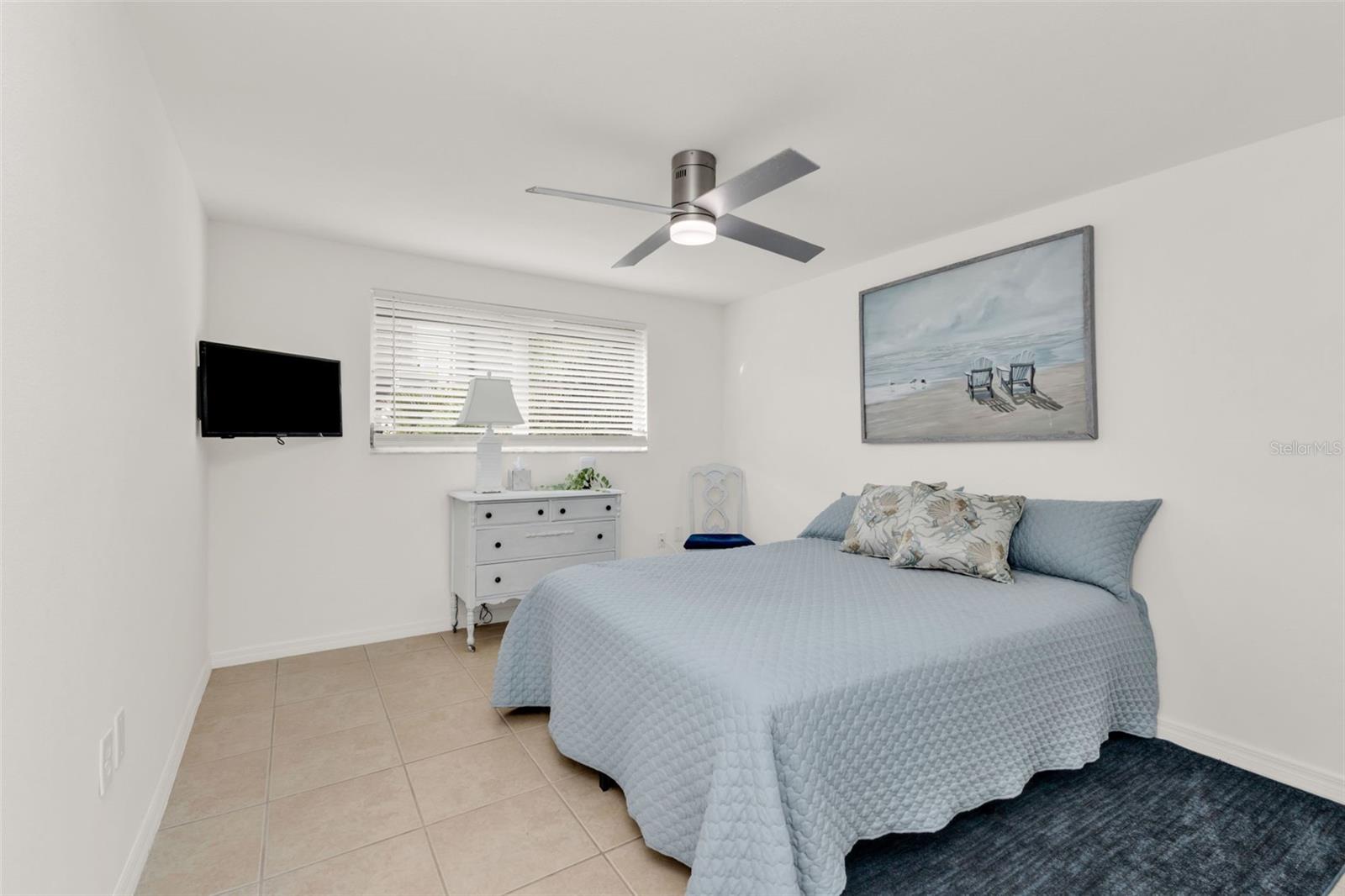 Image 22 of 39 For 2308 Harbour Drive