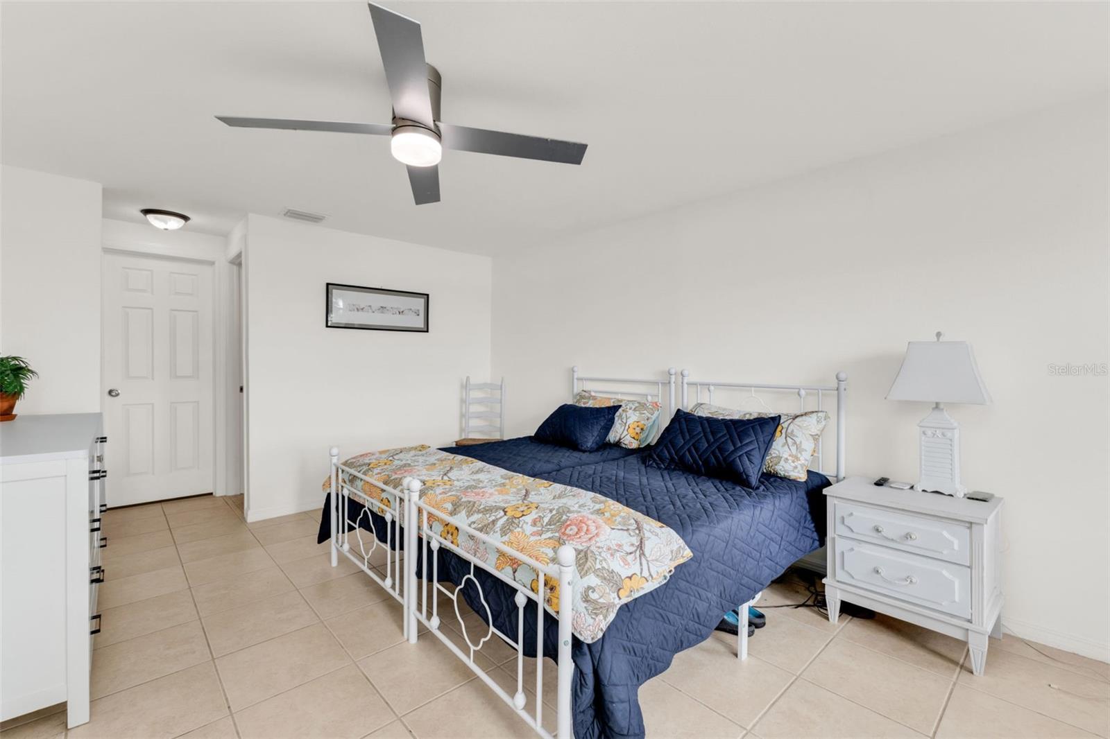 Image 25 of 39 For 2308 Harbour Drive