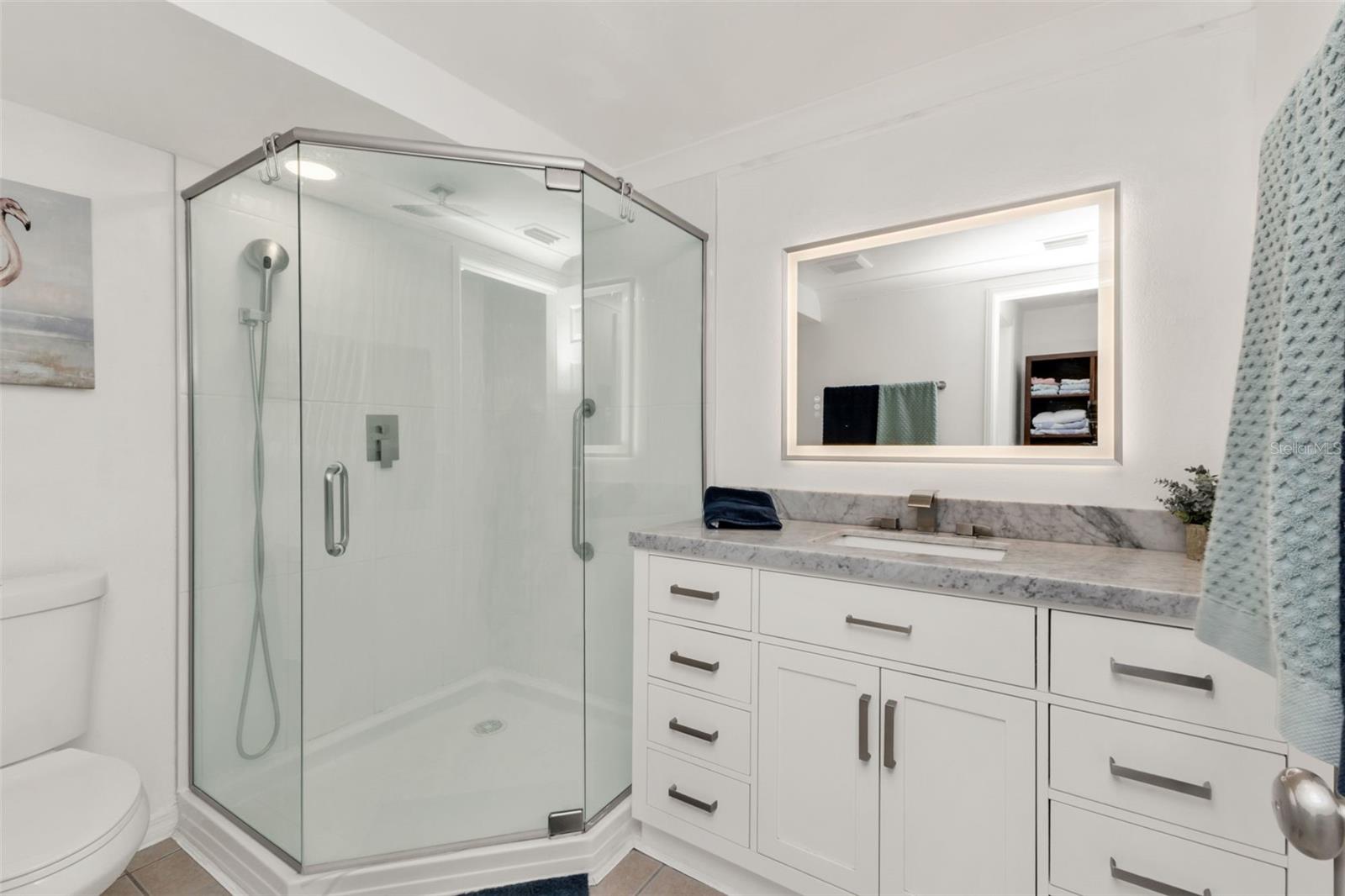 Image 27 of 39 For 2308 Harbour Drive