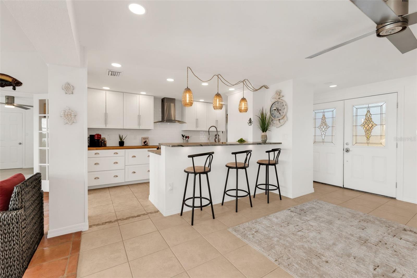 Image 8 of 39 For 2308 Harbour Drive