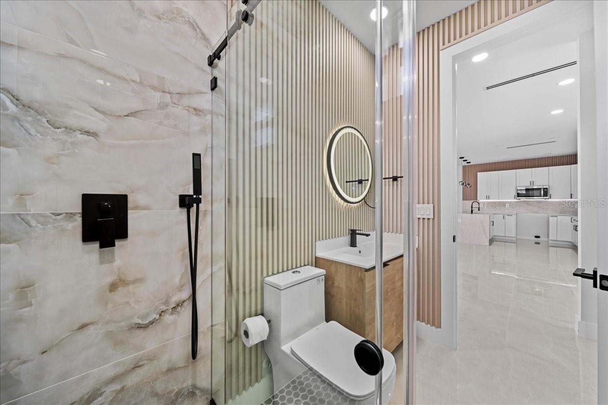 Image 17 of 36 For 2914 23rd Street Sw