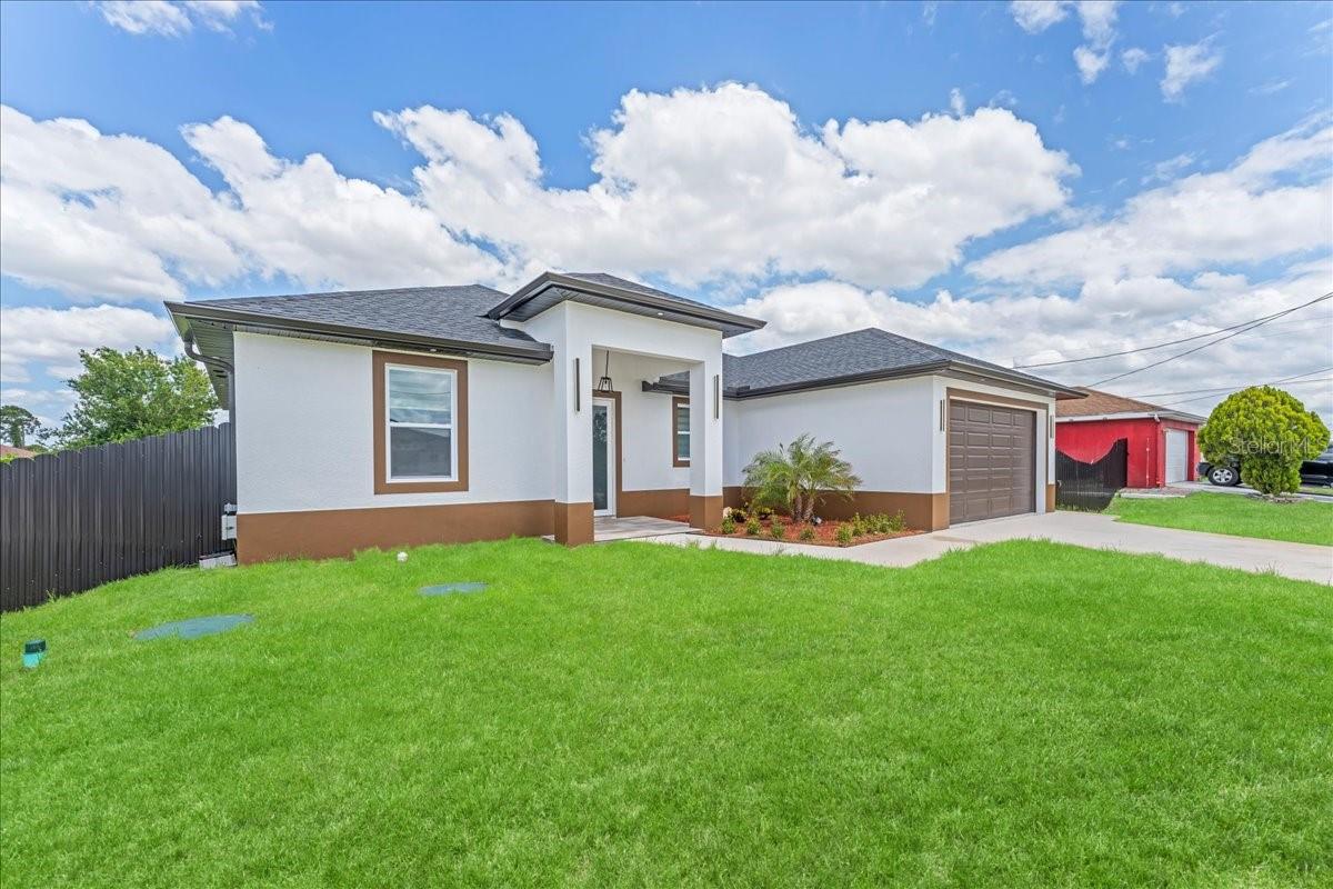 Image 3 of 36 For 2914 23rd Street Sw