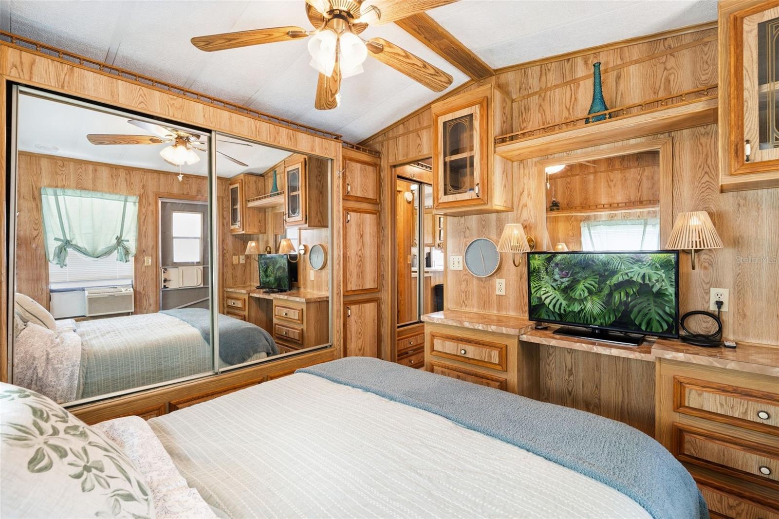 Image 8 of 21 For 1703 Manatee Loop