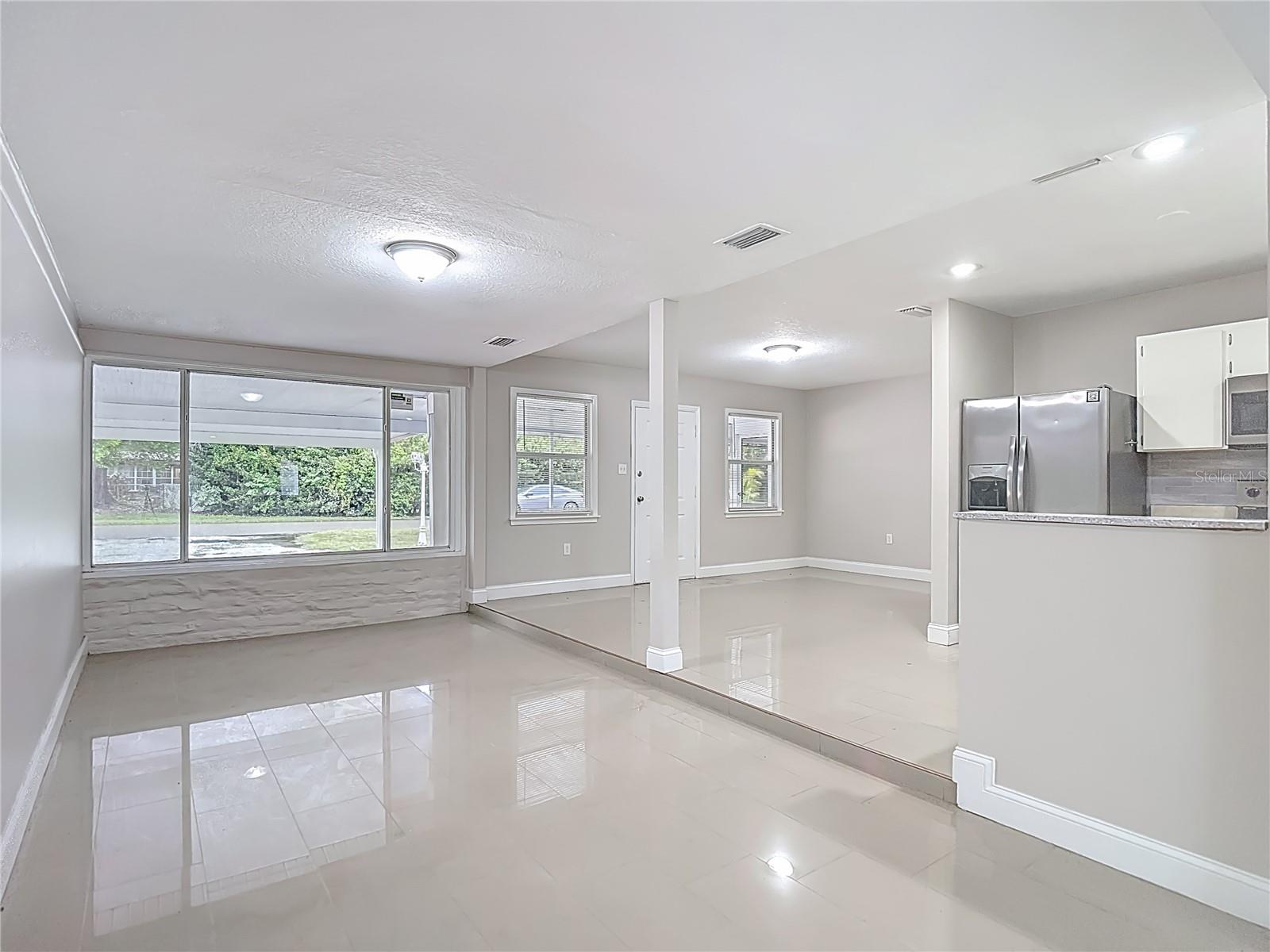 Image 20 of 59 For 1328 Divot Lane