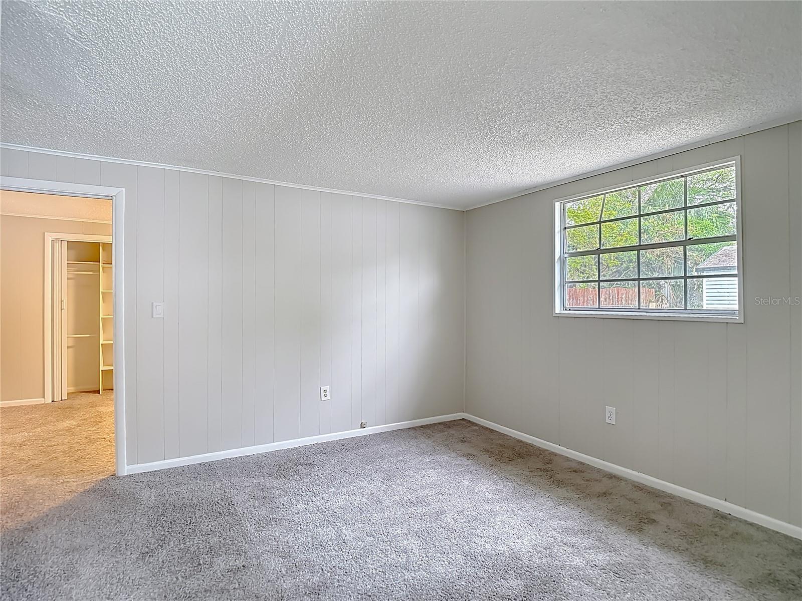 Image 28 of 59 For 1328 Divot Lane