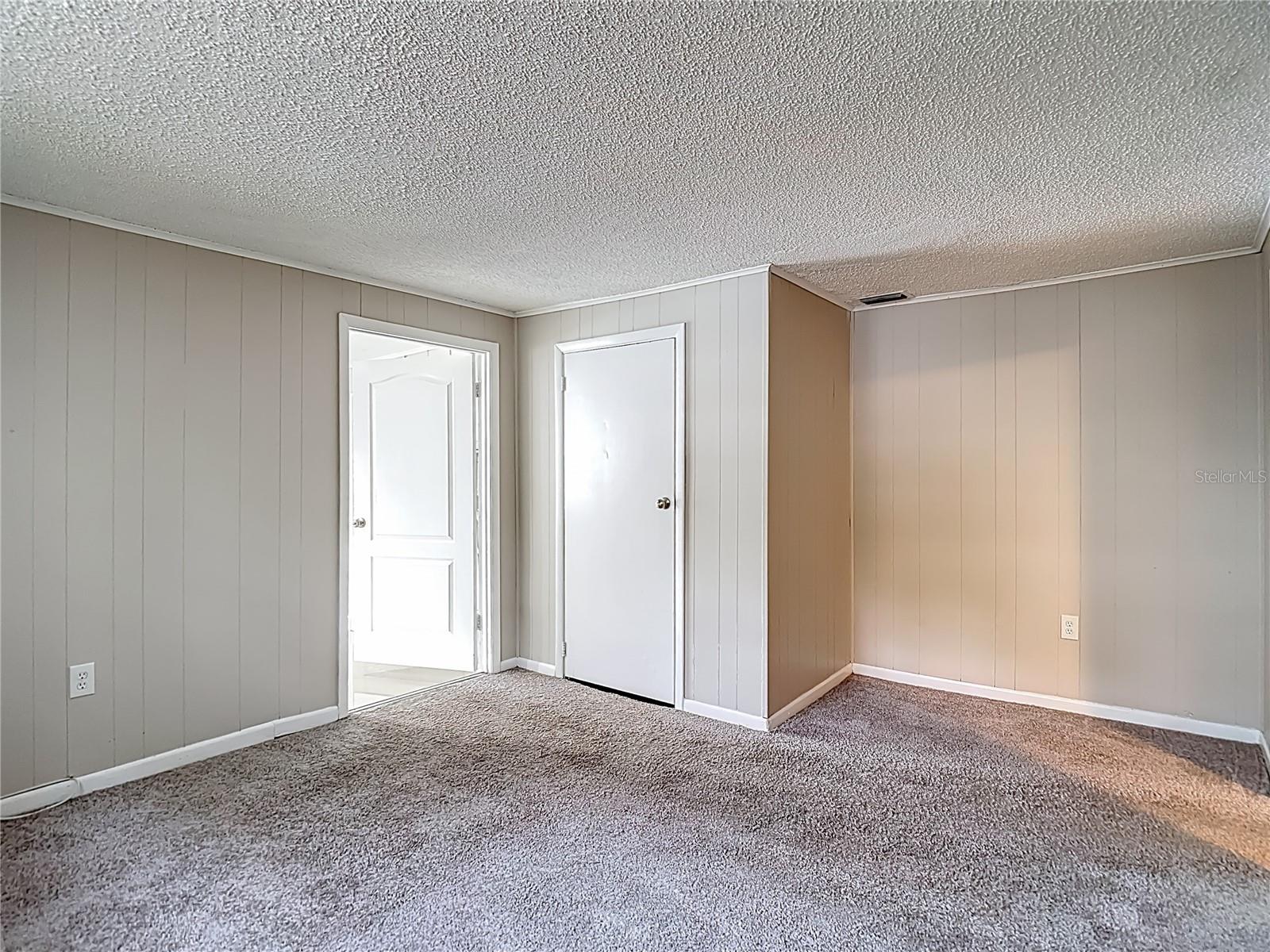 Image 30 of 59 For 1328 Divot Lane