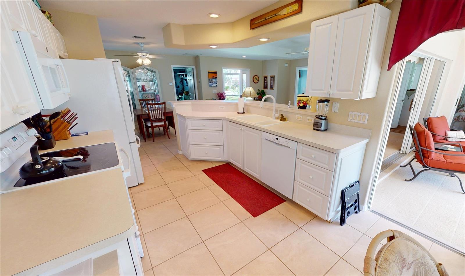Image 12 of 36 For 26375 Feathersound Drive