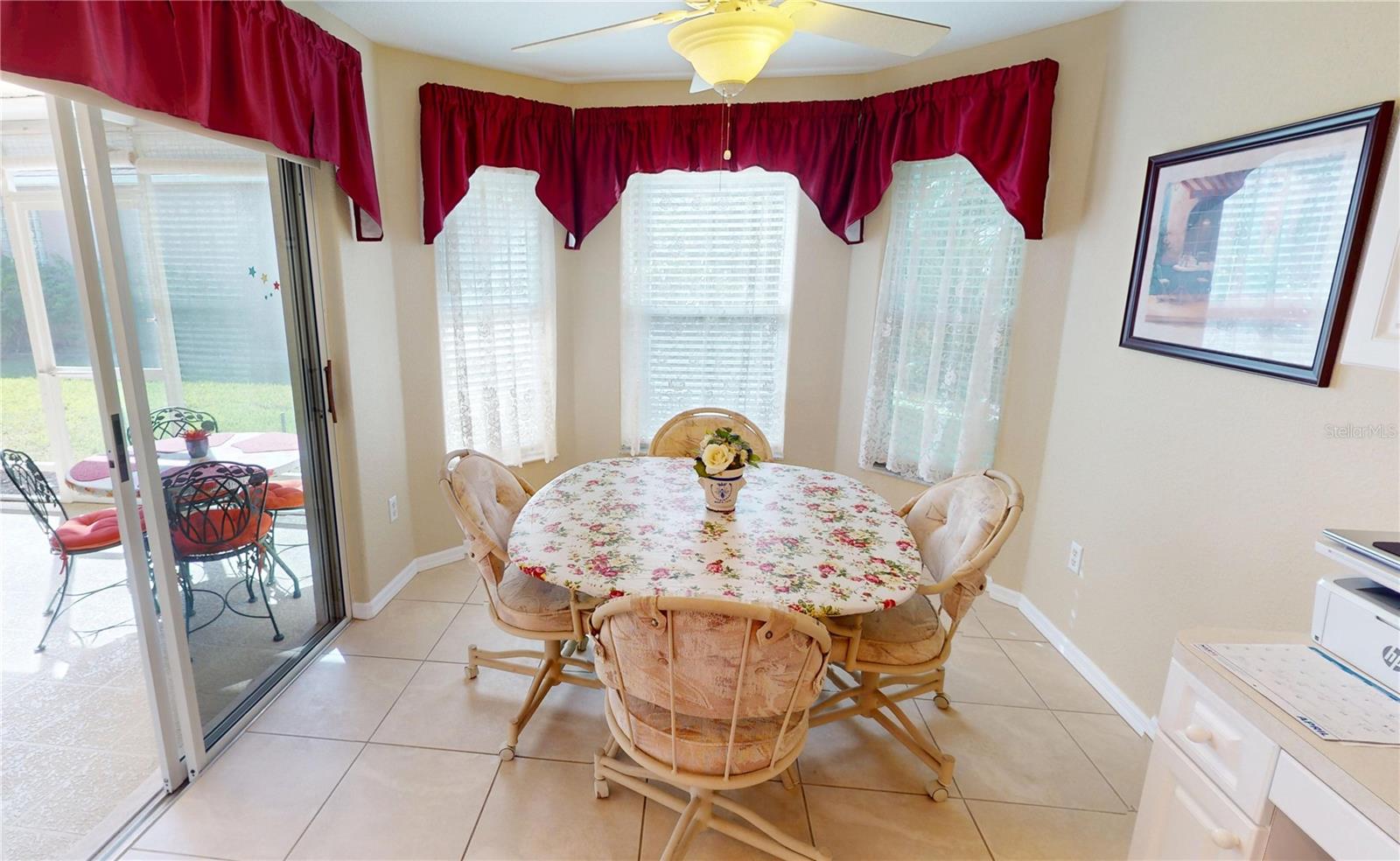 Image 13 of 36 For 26375 Feathersound Drive