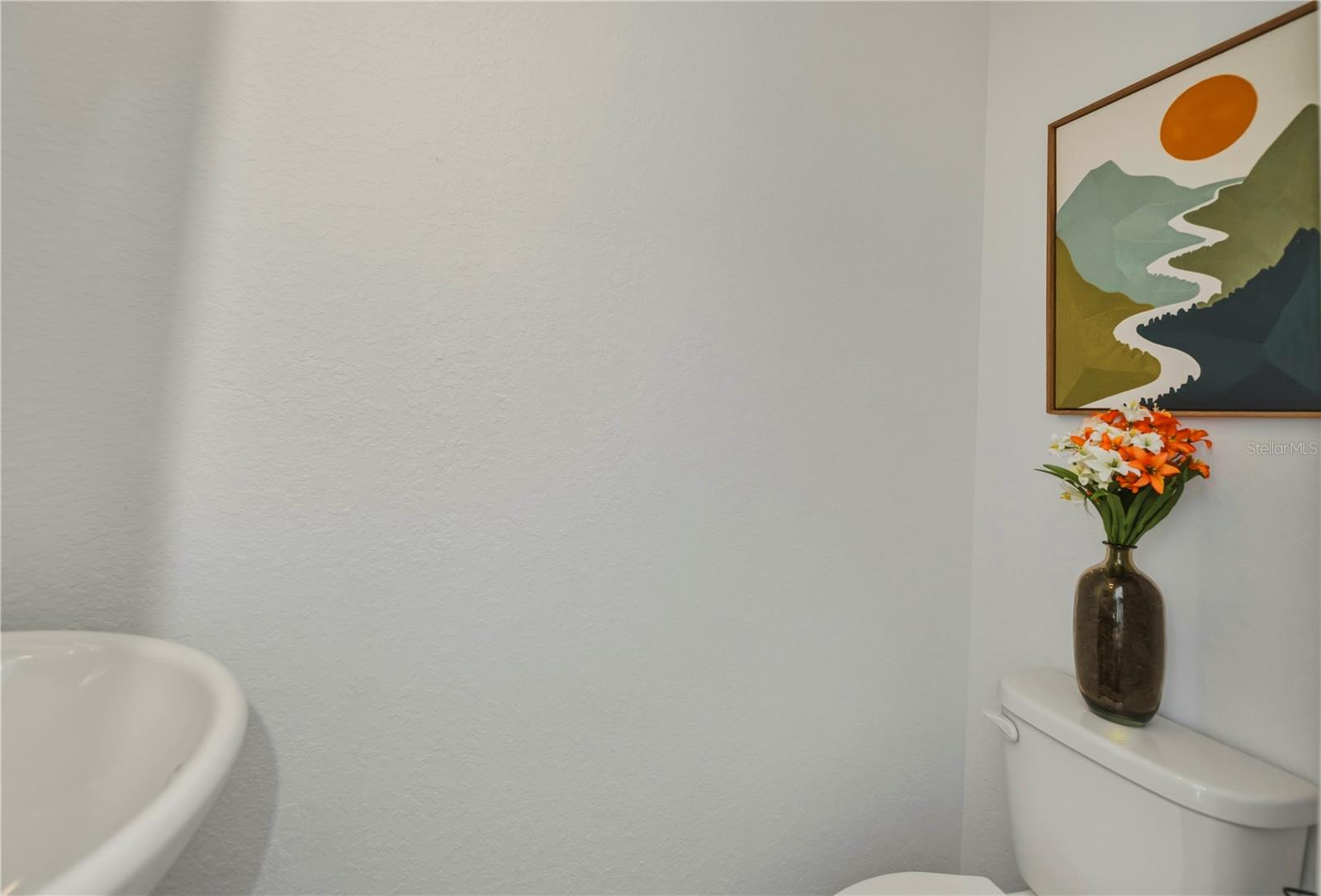 Image 43 of 55 For 5306 Dunsmuir Road