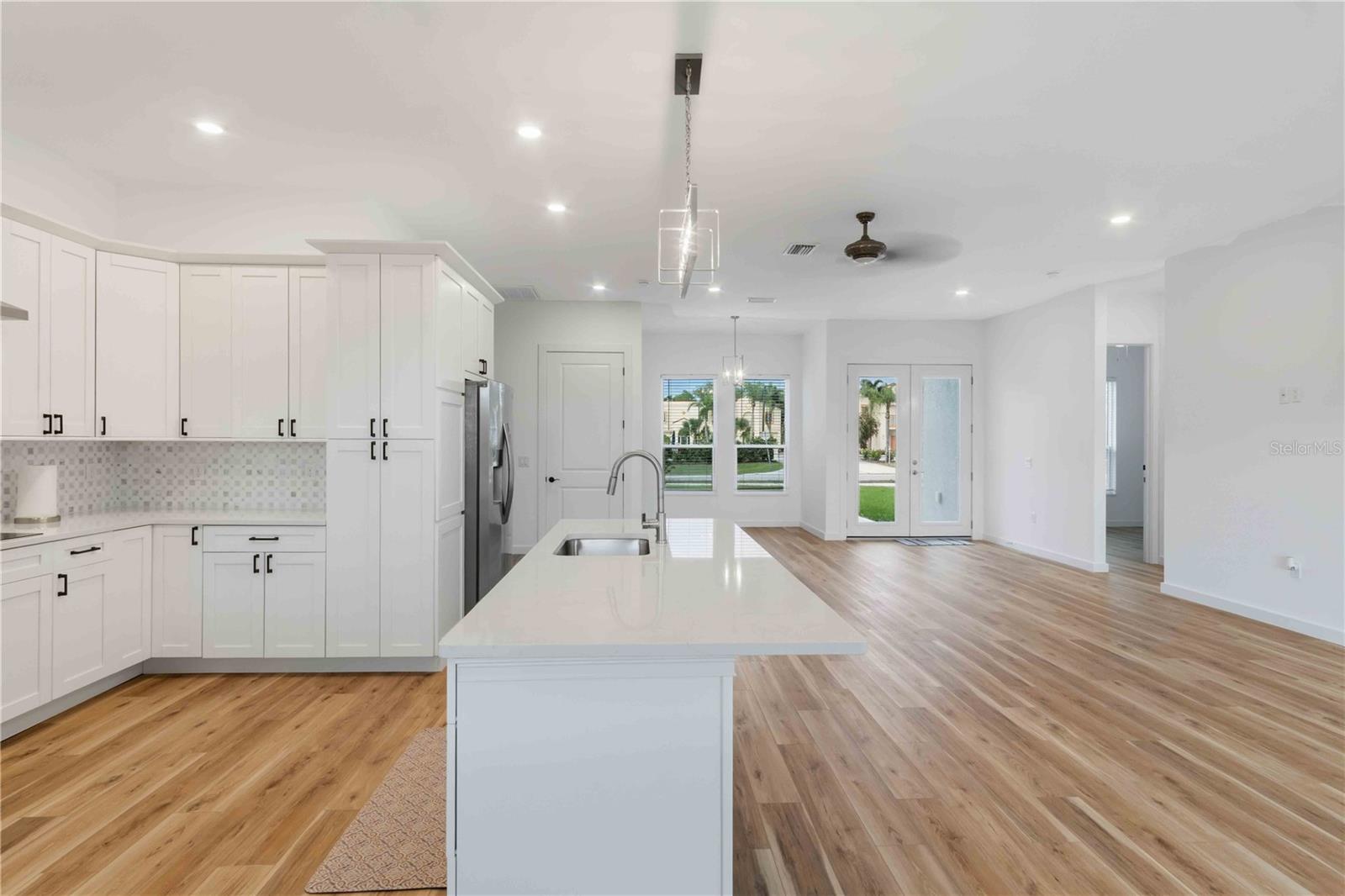 Image 13 of 46 For 1215 Rio De Janeiro Avenue