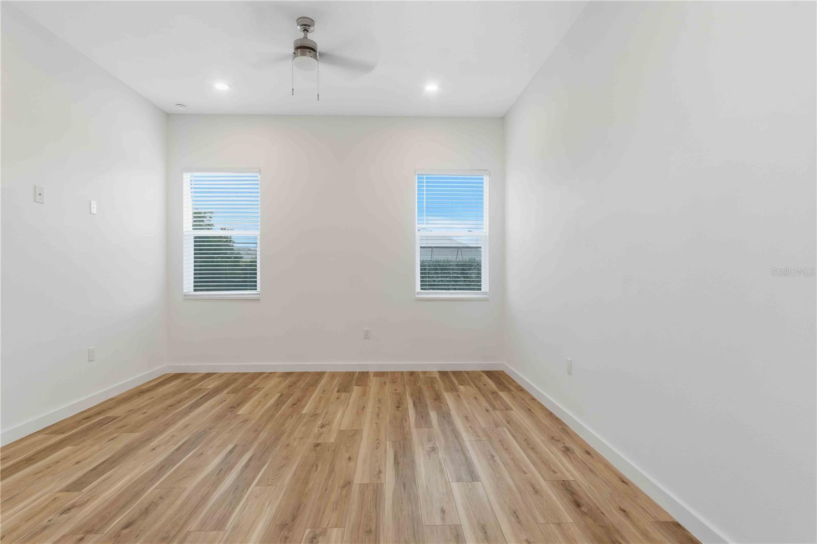 Image 21 of 46 For 1215 Rio De Janeiro Avenue