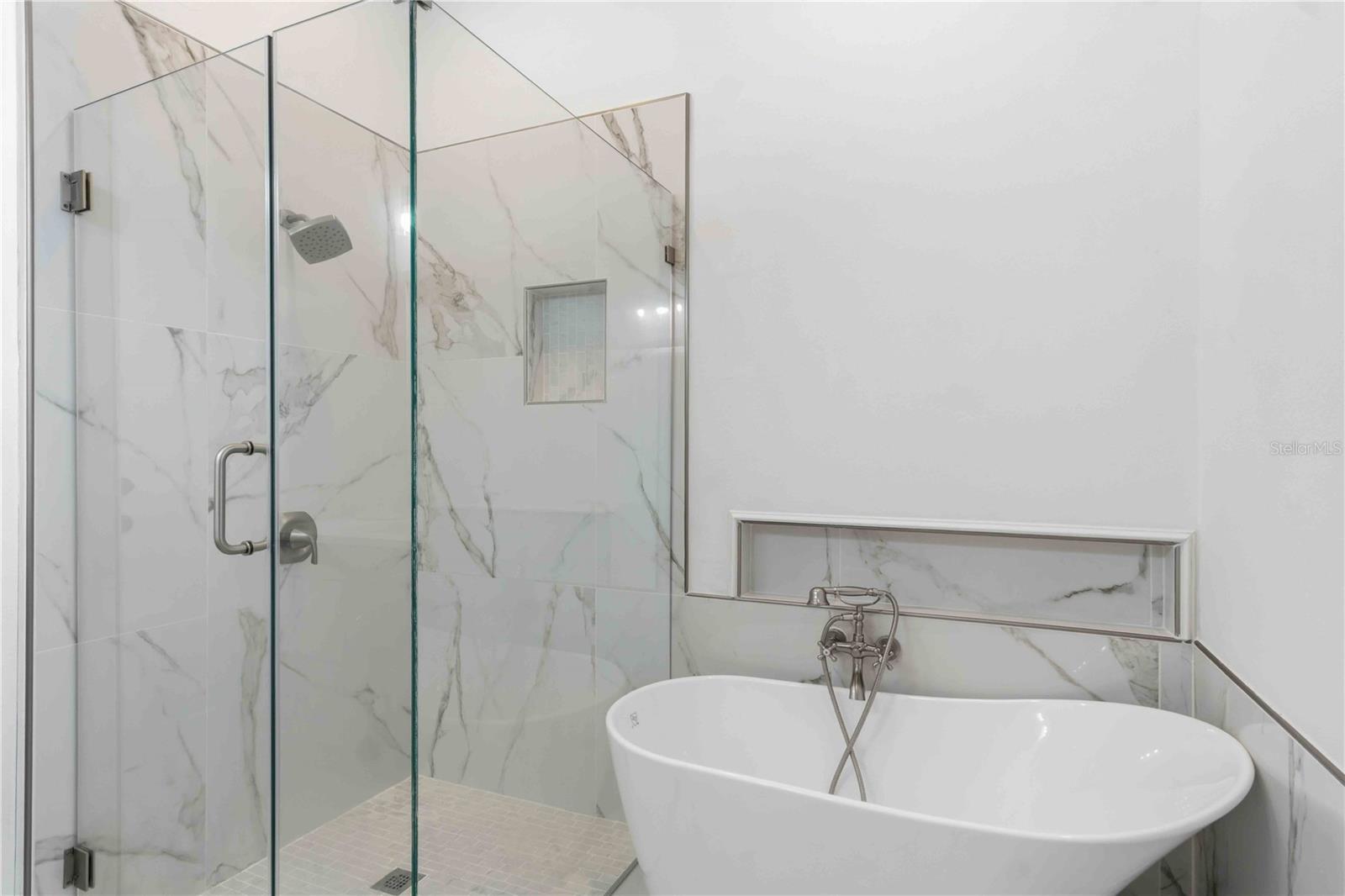 Image 32 of 46 For 1215 Rio De Janeiro Avenue