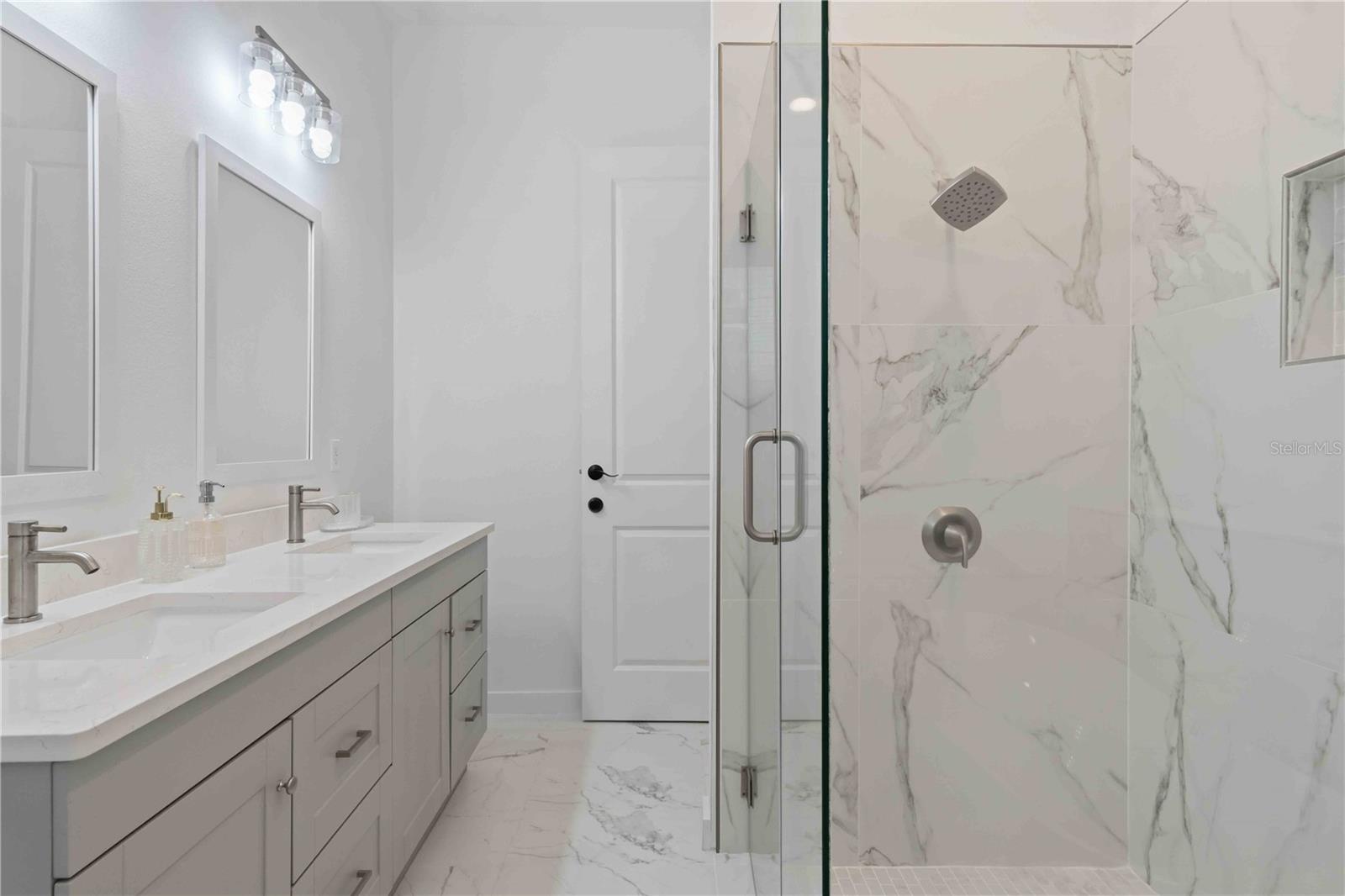 Image 34 of 46 For 1215 Rio De Janeiro Avenue