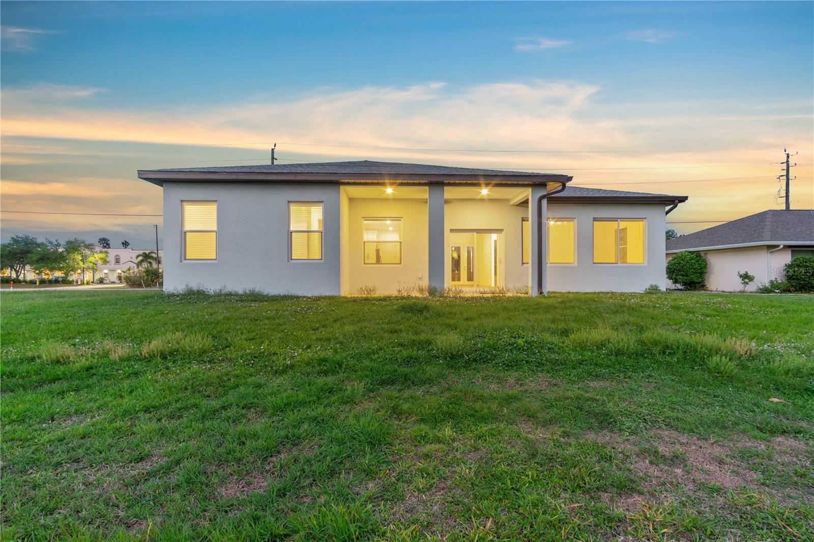 Image 44 of 46 For 1215 Rio De Janeiro Avenue