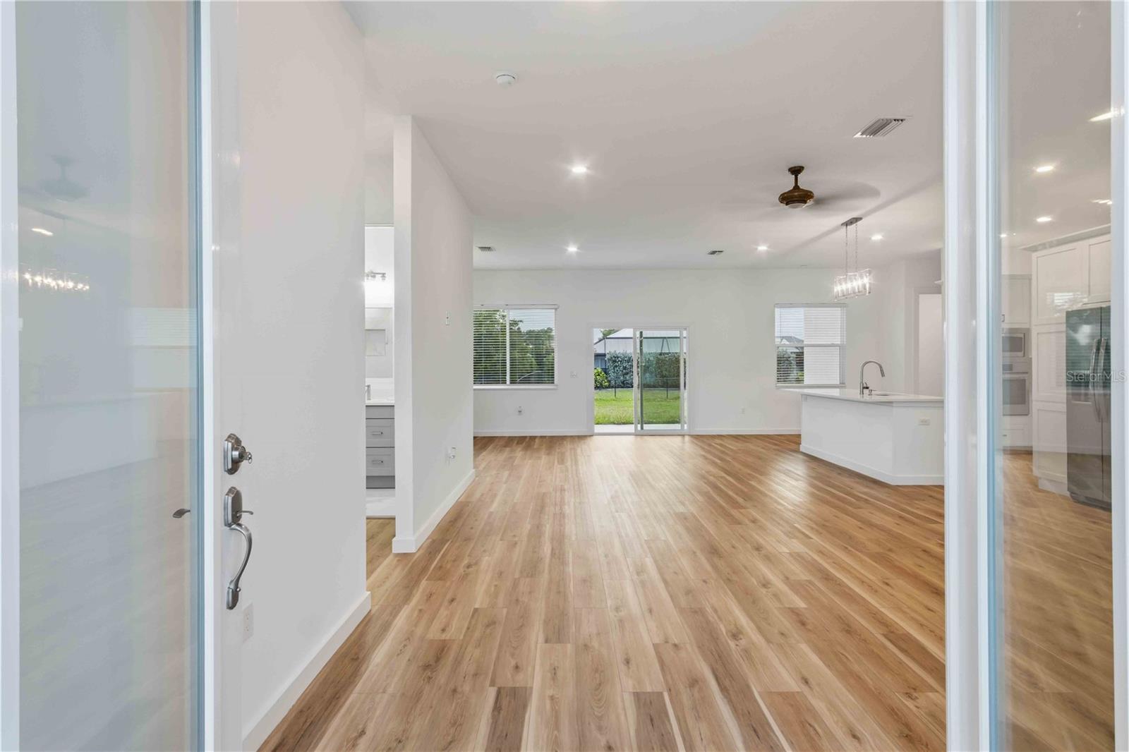 Image 5 of 46 For 1215 Rio De Janeiro Avenue