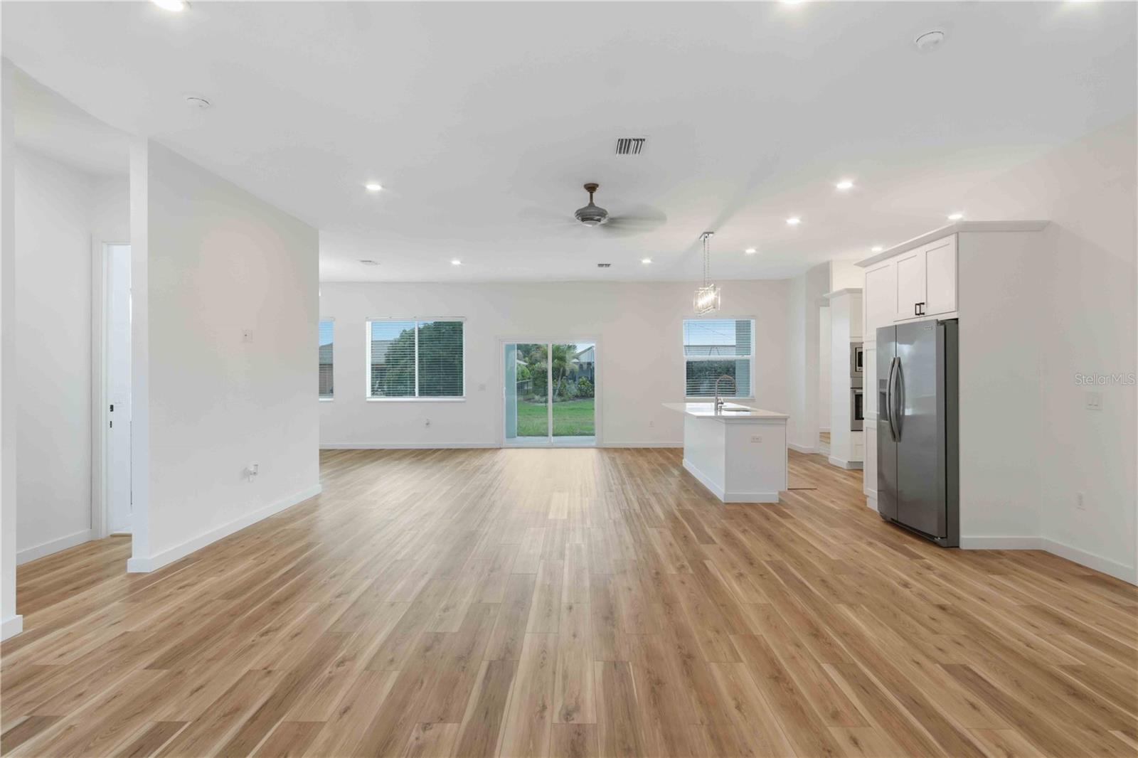 Image 8 of 46 For 1215 Rio De Janeiro Avenue