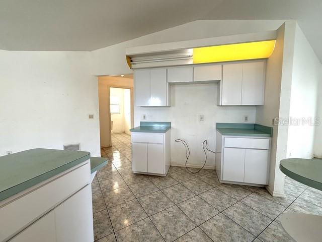 Image 26 of 50 For 1241 Venice Boulevard