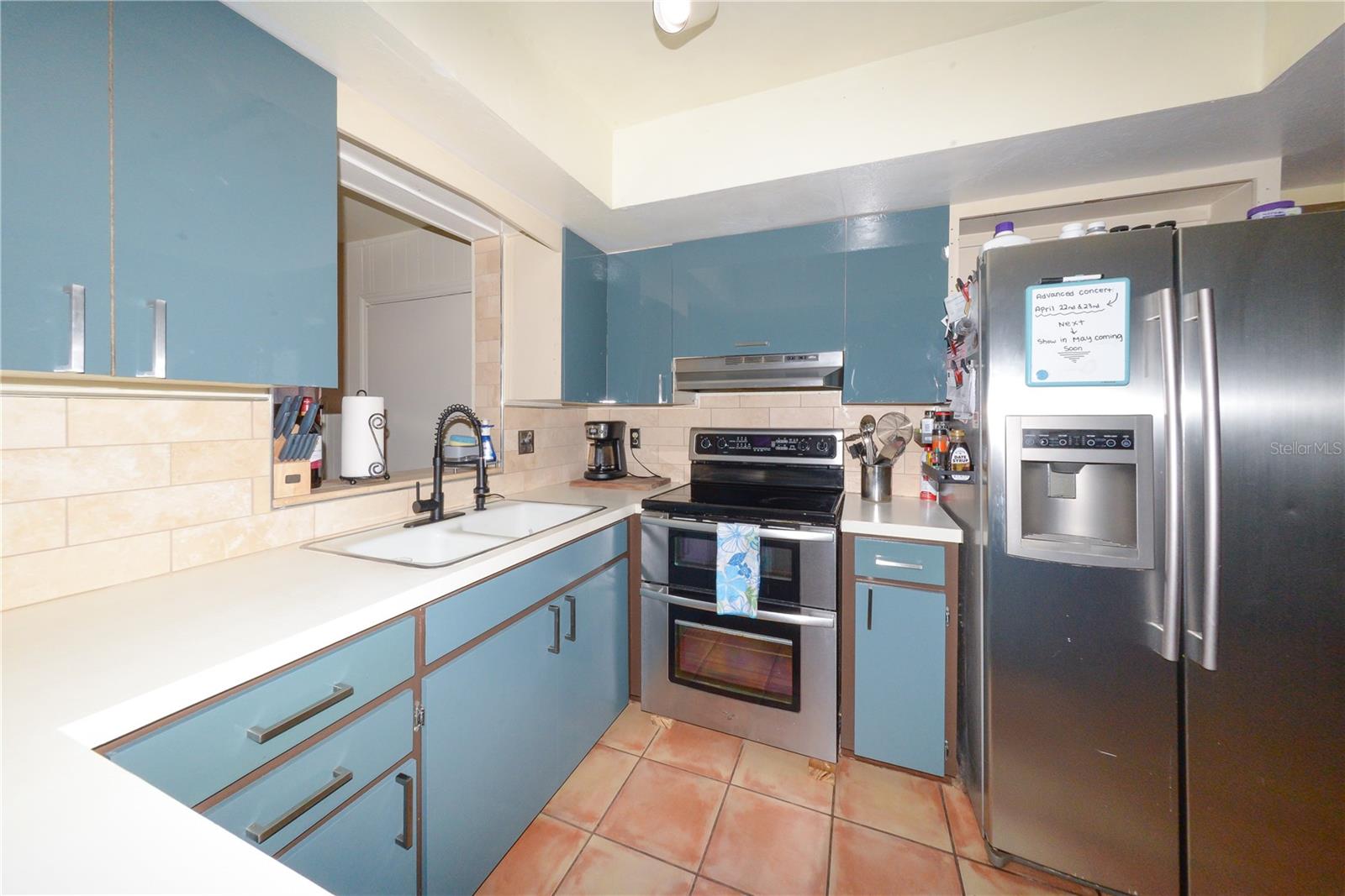 Image 11 of 31 For 9215 Kingston Road