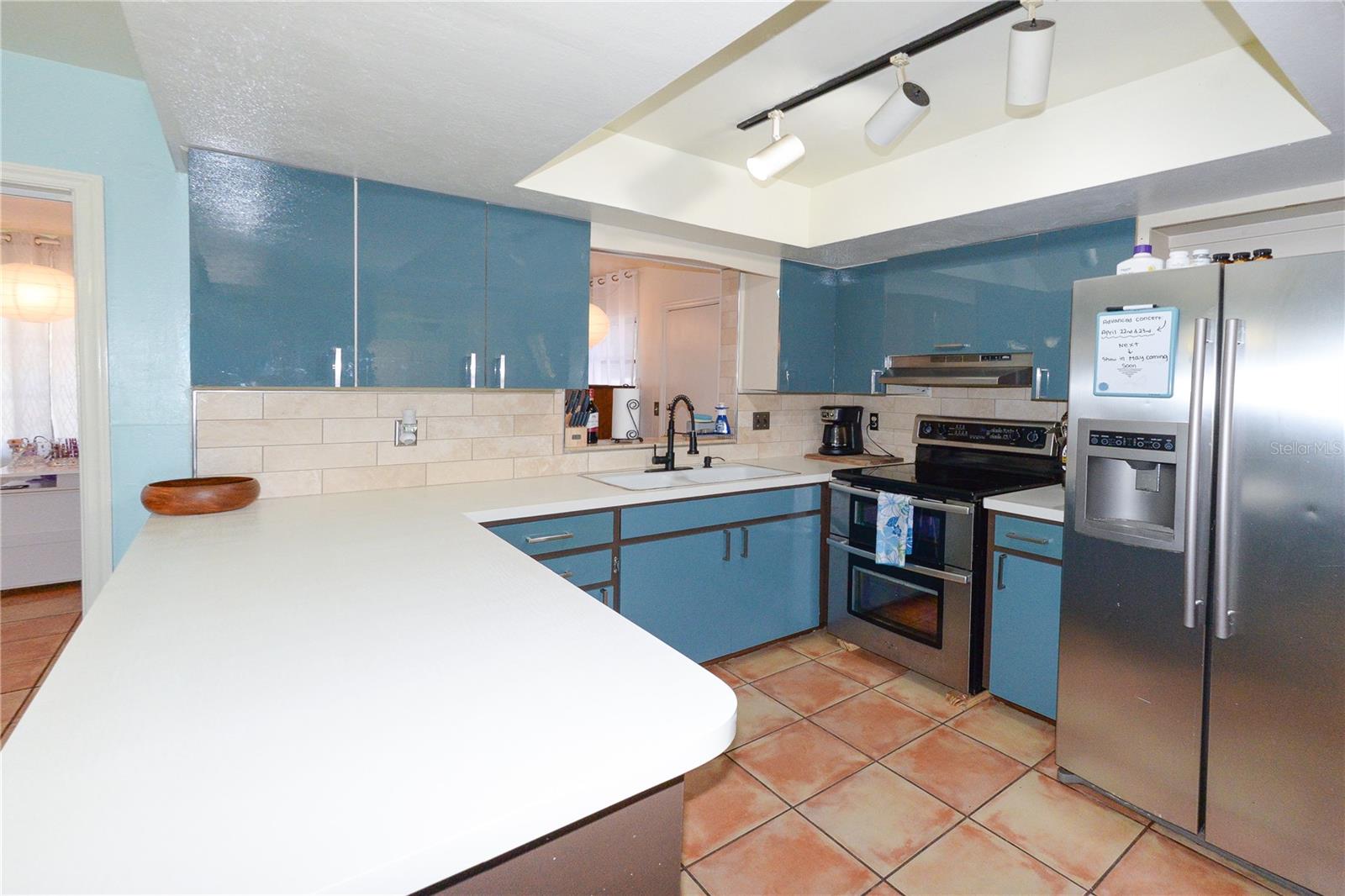 Image 12 of 31 For 9215 Kingston Road