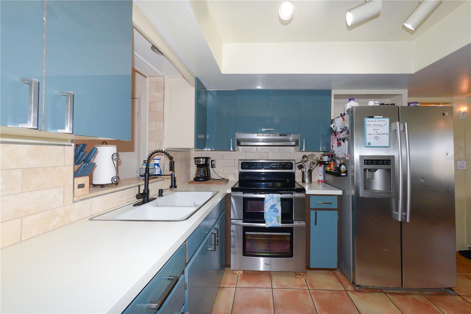 Image 9 of 31 For 9215 Kingston Road