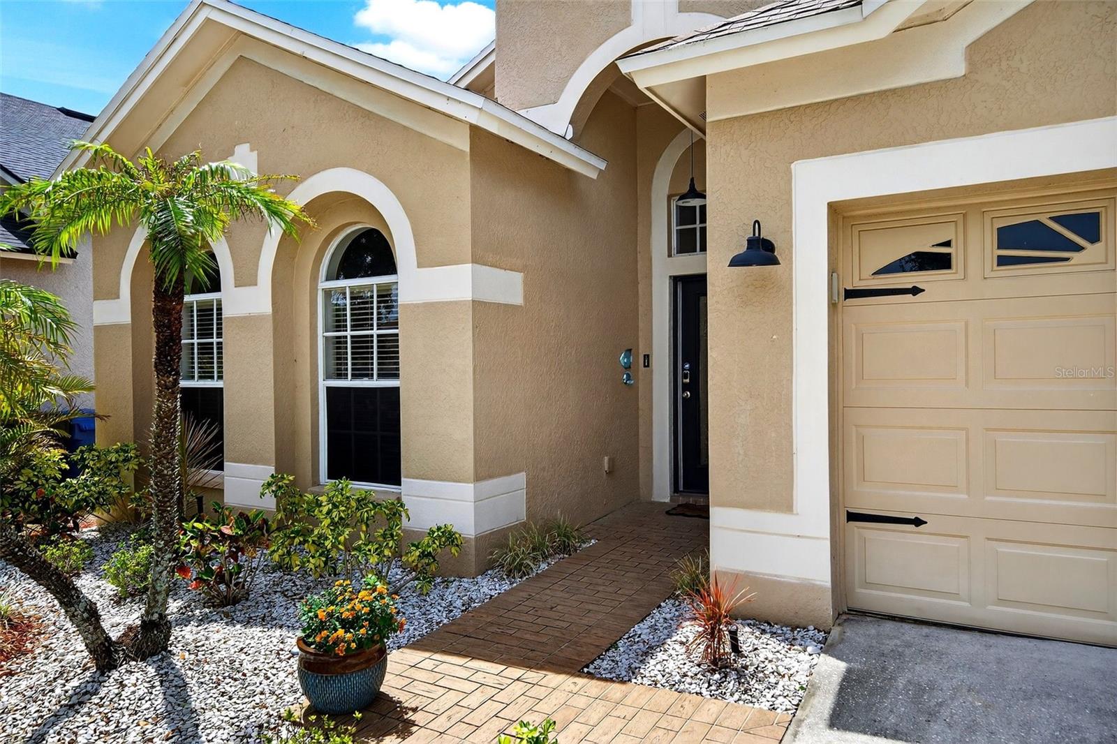 Image 21 of 76 For 408 Delwood Breck Street