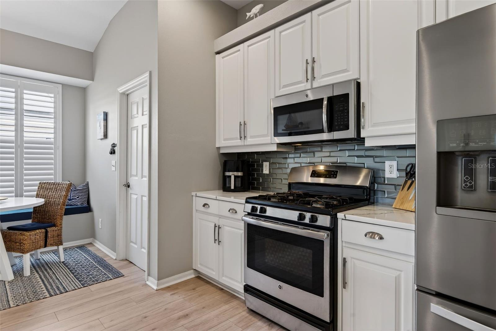 Image 35 of 76 For 408 Delwood Breck Street