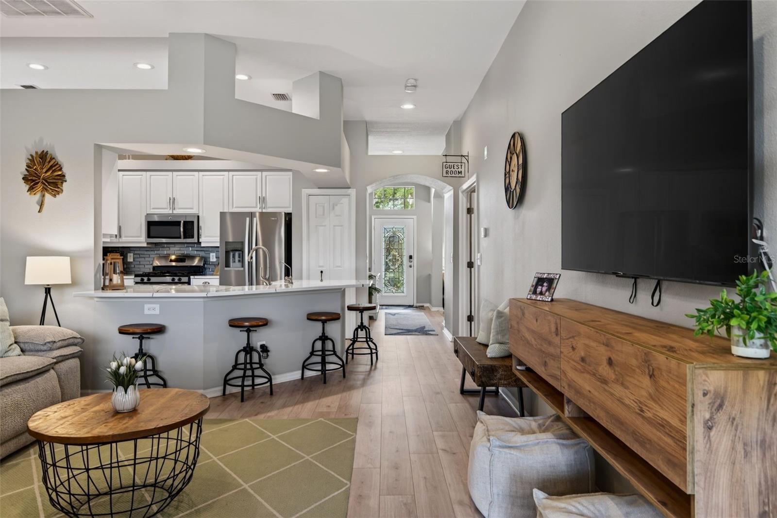 Image 44 of 76 For 408 Delwood Breck Street