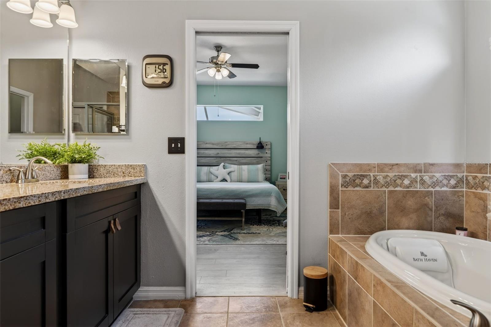 Image 52 of 76 For 408 Delwood Breck Street