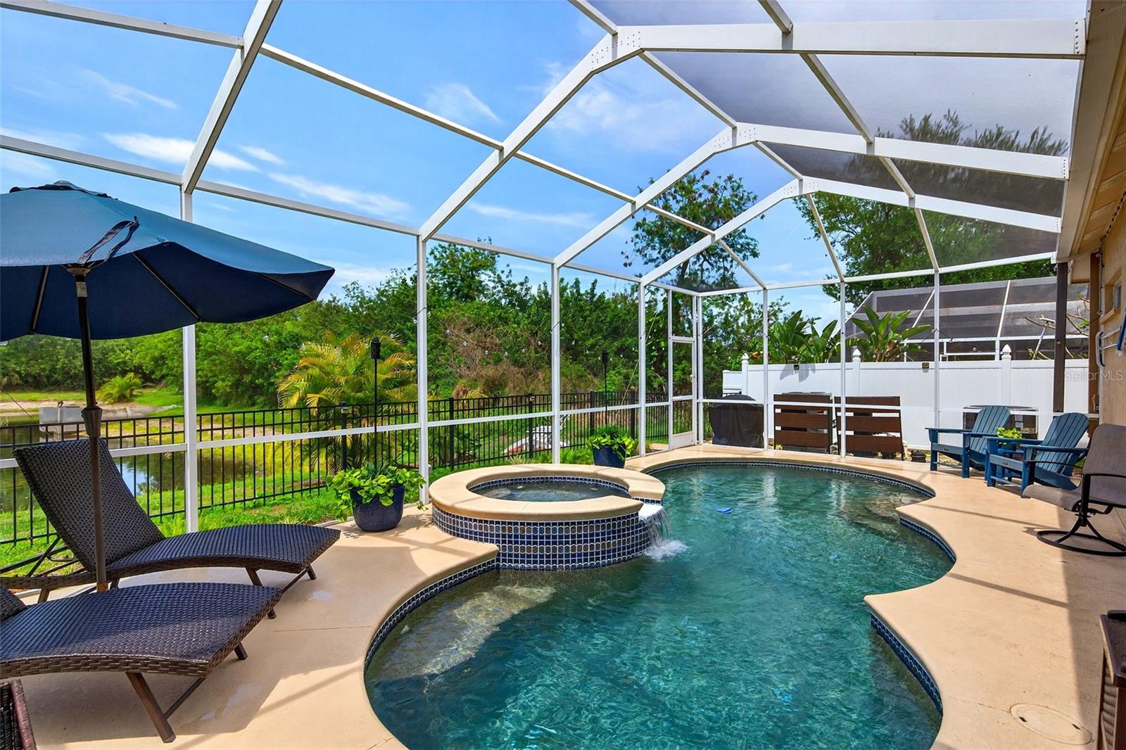 Image 7 of 76 For 408 Delwood Breck Street