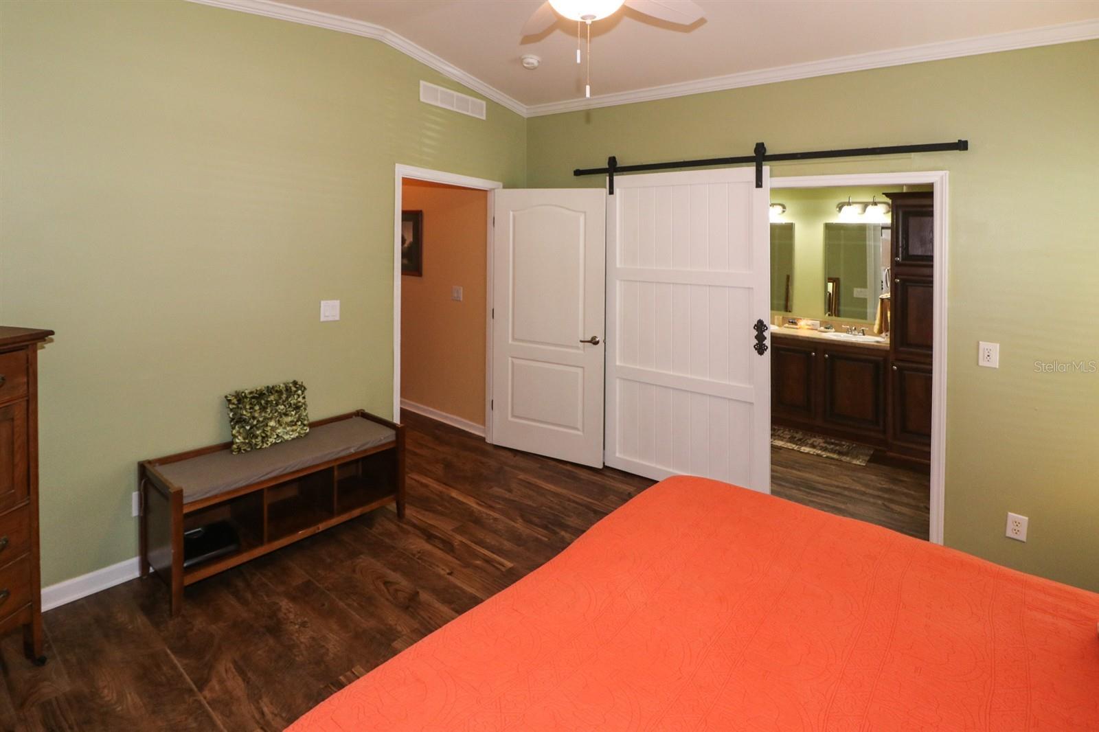 Image 16 of 37 For 29200 Jones Loop Road 715