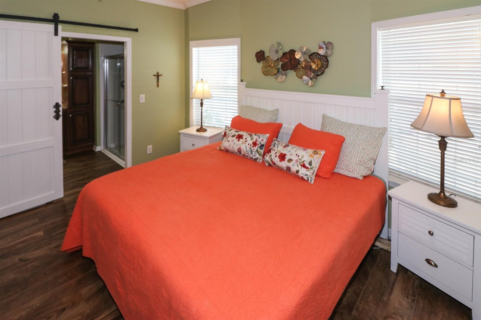 Image 20 of 37 For 29200 Jones Loop Road 715