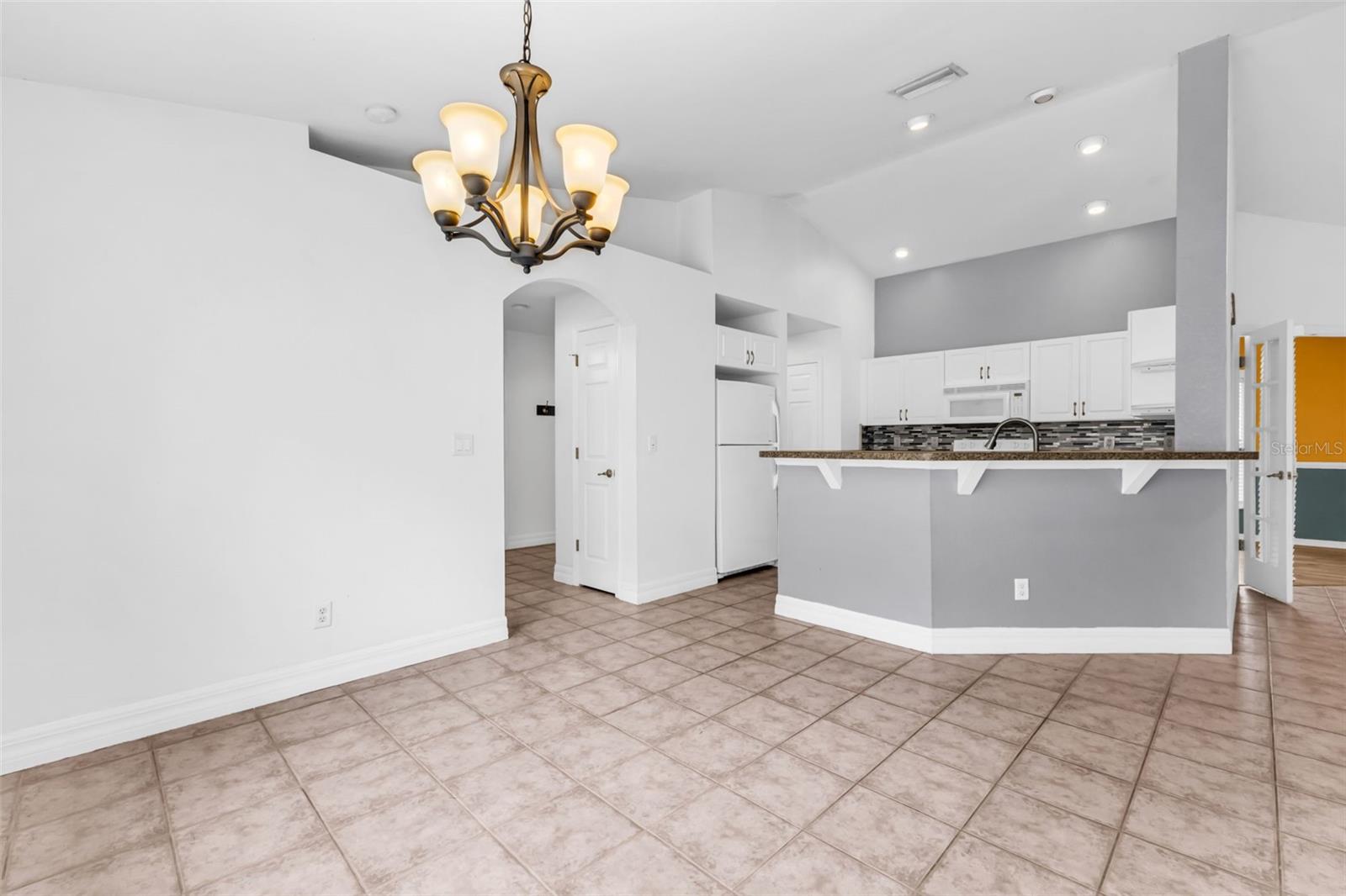 Image 16 of 50 For 1485 Justica Street