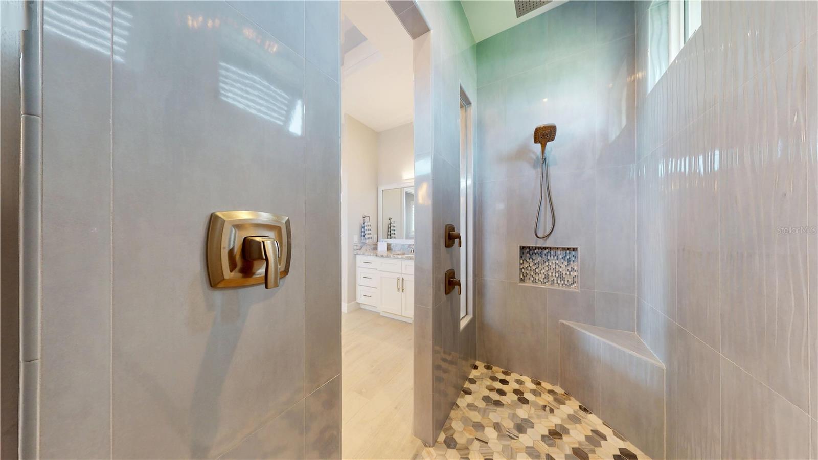 Image 43 of 80 For 1321 Sea Horse Court