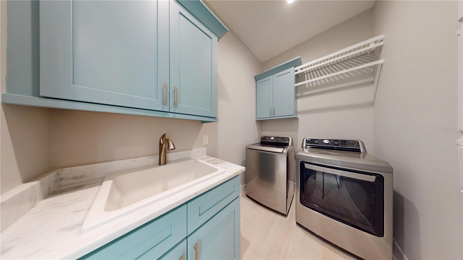 Image 44 of 80 For 1321 Sea Horse Court