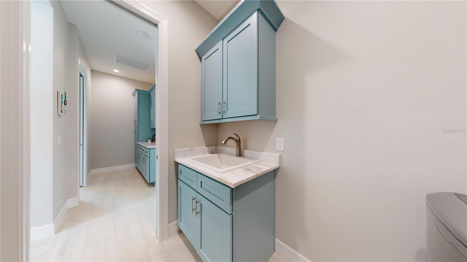 Image 45 of 80 For 1321 Sea Horse Court