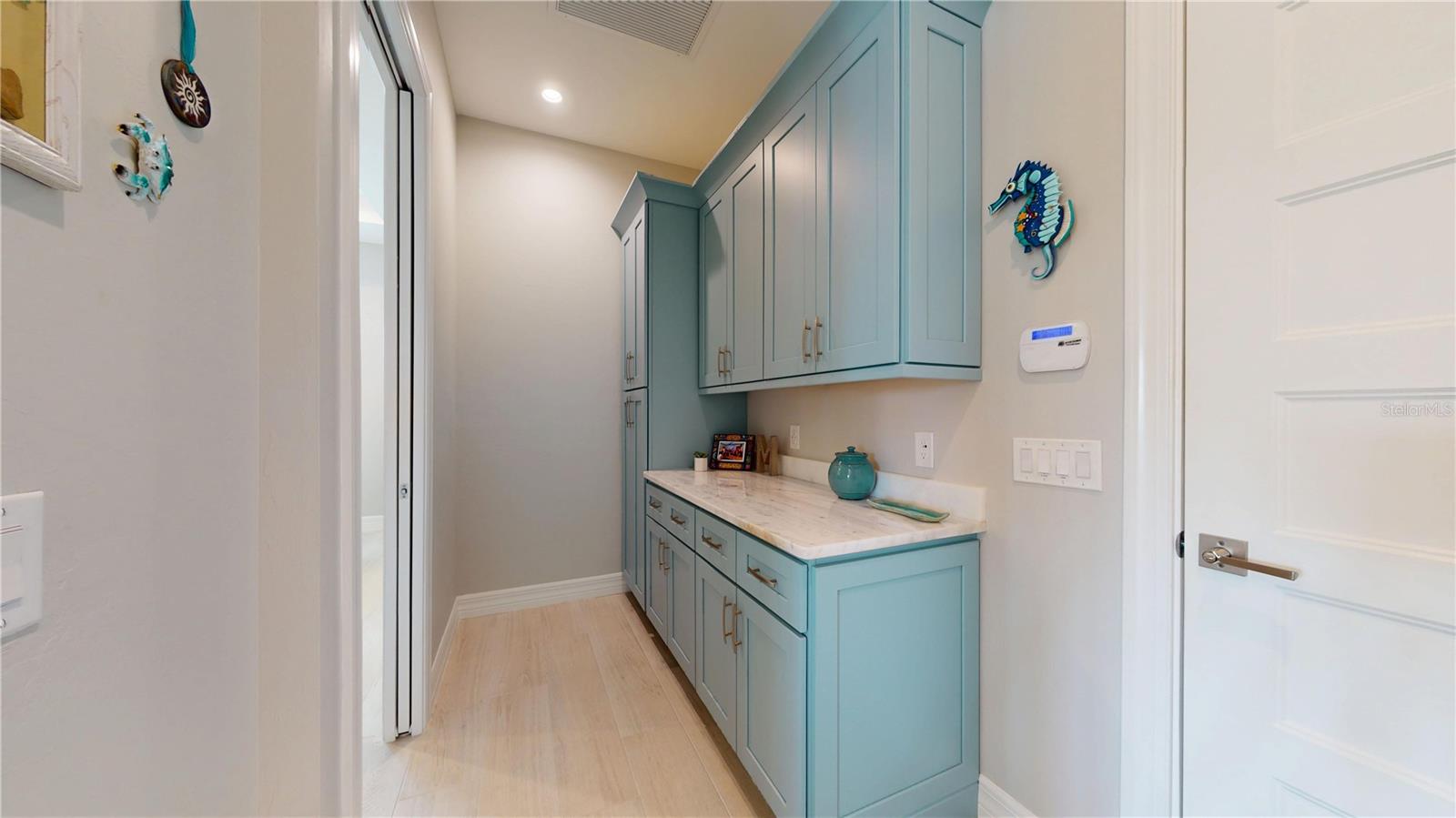 Image 46 of 80 For 1321 Sea Horse Court