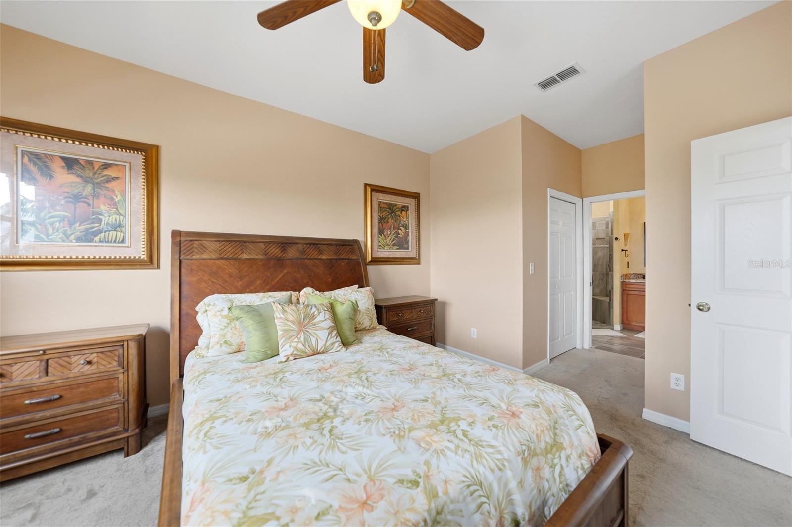 Image 24 of 45 For 2002 Bal Harbor Boulevard 1822